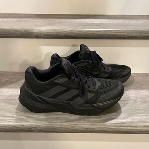 Adidas Adistar black running shoes